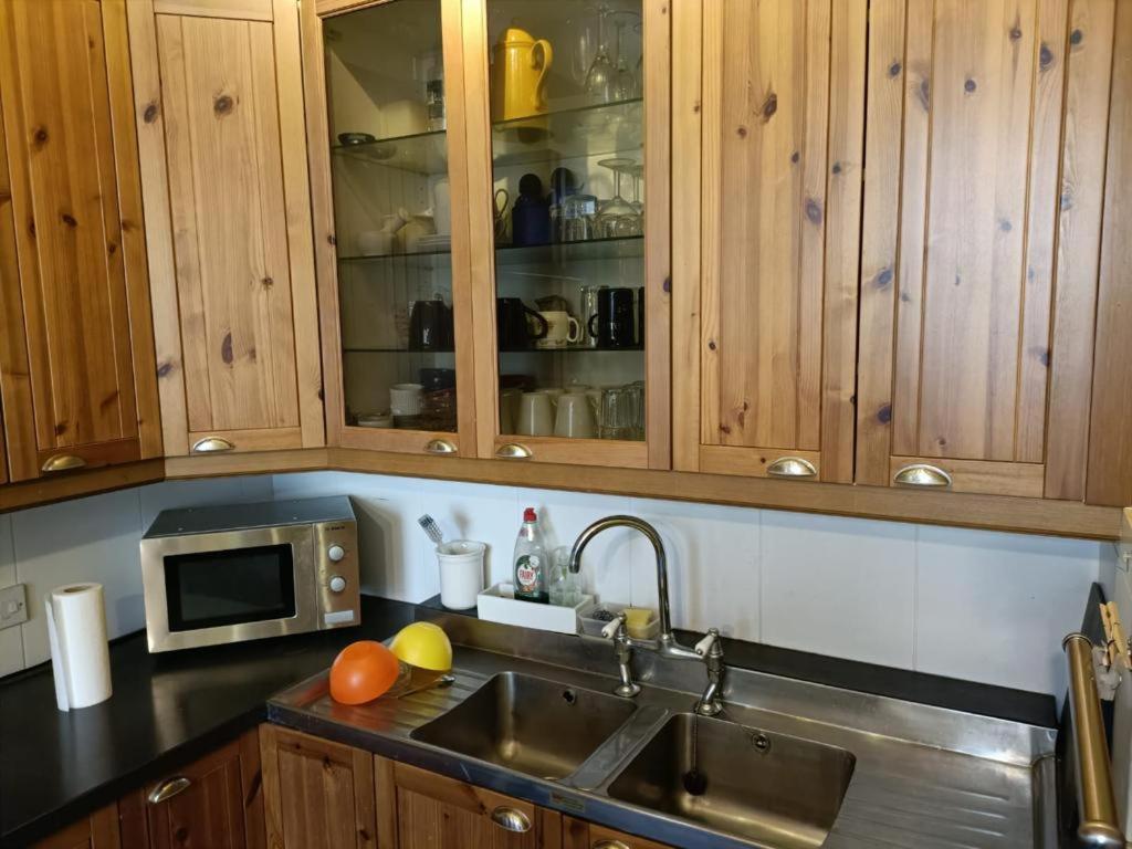 City Centre Flat - Sleep Upto 4 Эдинбург Экстерьер фото