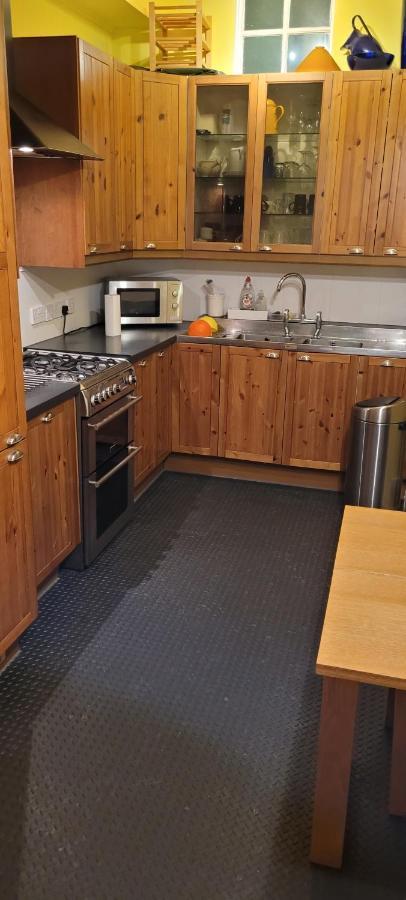 City Centre Flat - Sleep Upto 4 Эдинбург Экстерьер фото
