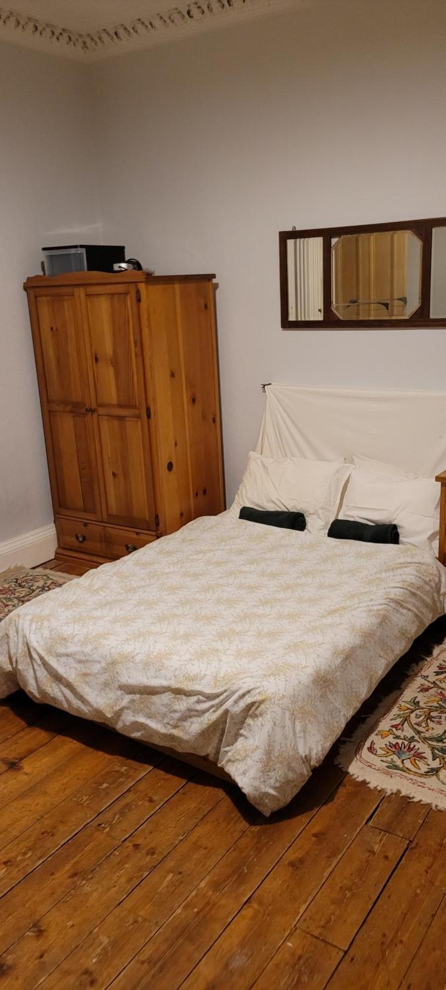 City Centre Flat - Sleep Upto 4 Эдинбург Номер фото
